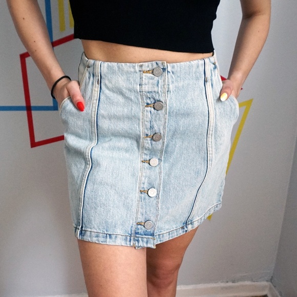 ARITZIA Button Down Denim Skirt - Picture 2 of 5
